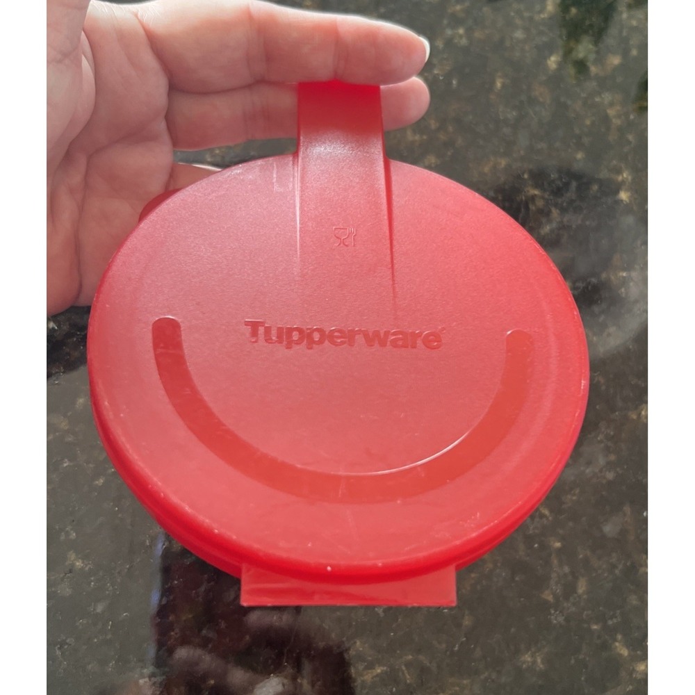 Tupperware Red Onion / Vegetable Keeper‎ Storage Container